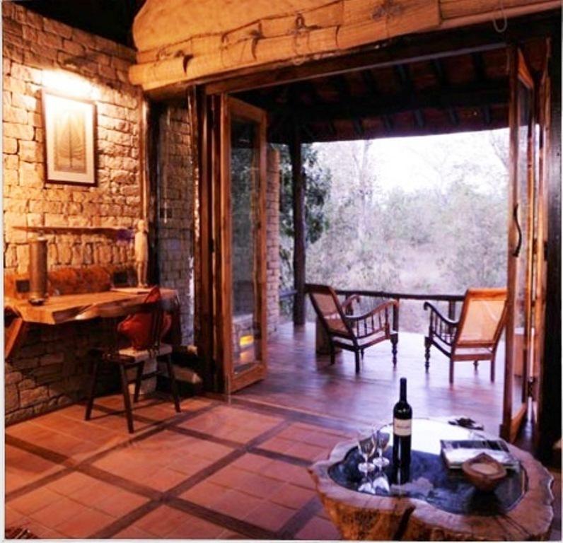Kanha Earth Lodge Mandlā Quarto foto