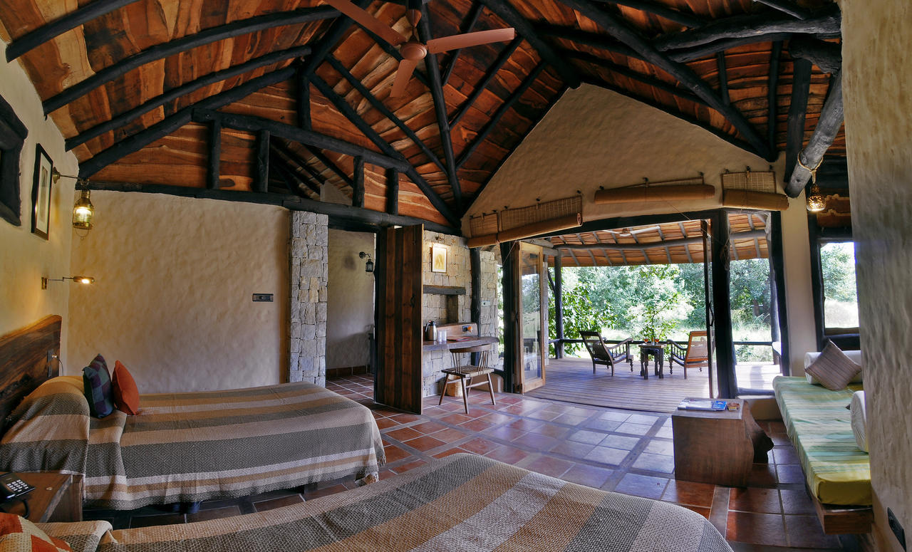 Kanha Earth Lodge Mandlā Exterior foto